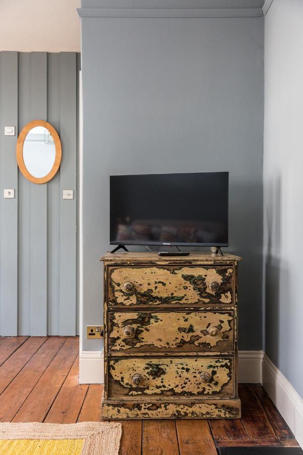 Severnside Press Bnb Newnham  エクステリア 写真