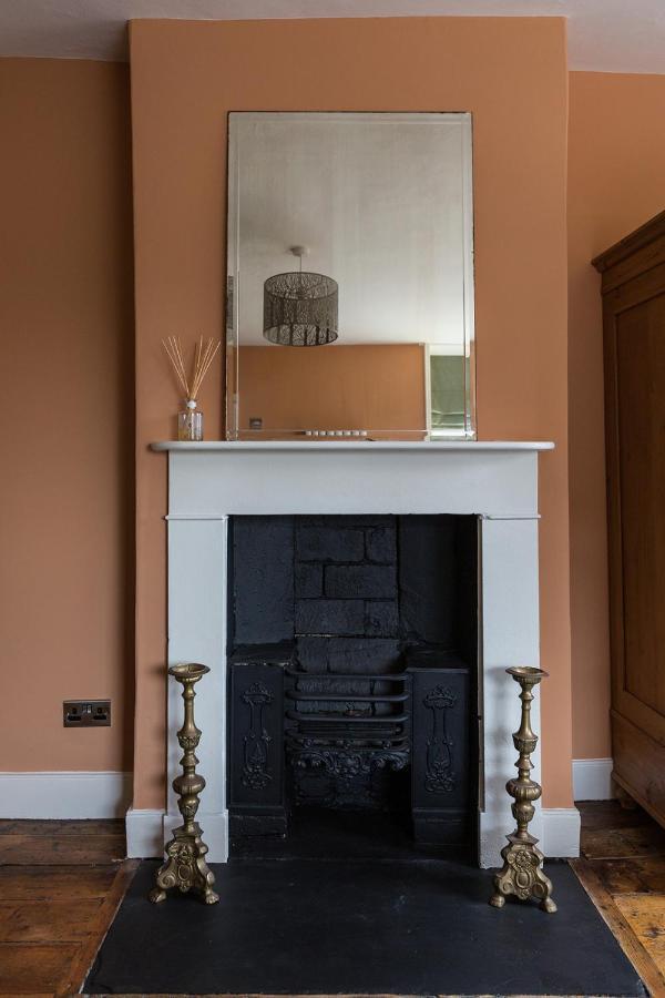 Severnside Press Bnb Newnham  エクステリア 写真