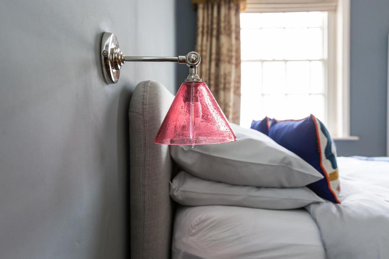 Severnside Press Bnb Newnham  エクステリア 写真